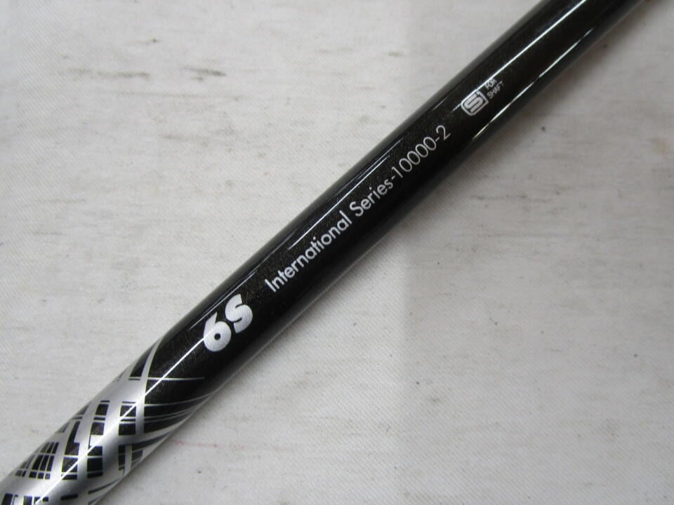 The ATTAS V2 6 スリーブ付 シャフト (タイトリストドライバー用