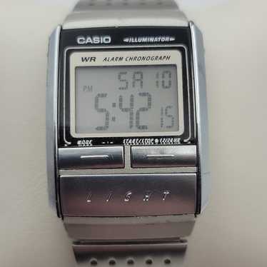 Casio vintage futurist watch - Gem