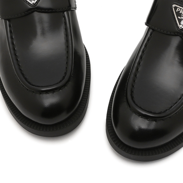 プラダ ローファー オックスフォード ブラッシュドレザー ローファー