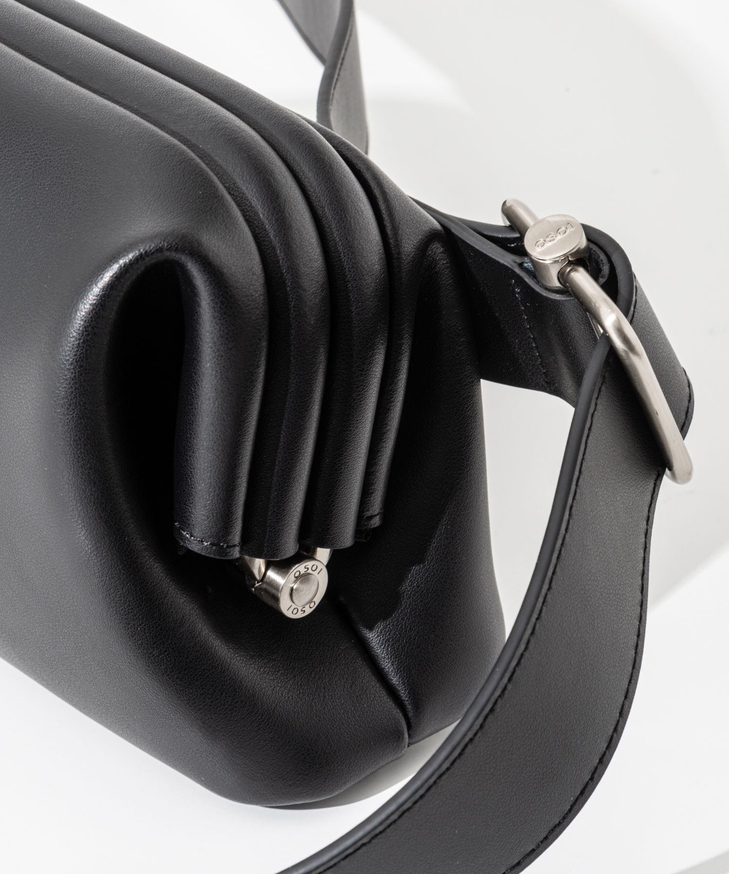 オソイ OSOI PECAN BROT ショルダーバッグ レディース バッグ レザー