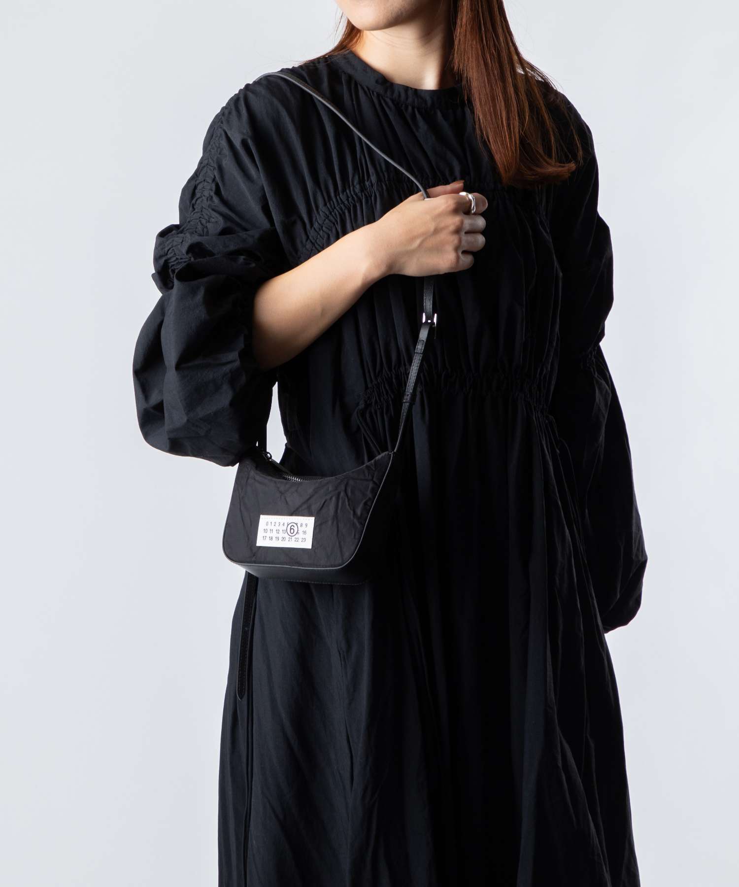 エムエム6 MM6 SB5ZI0008 P6994 ショルダーバッグ NUMERIC POCHETTE