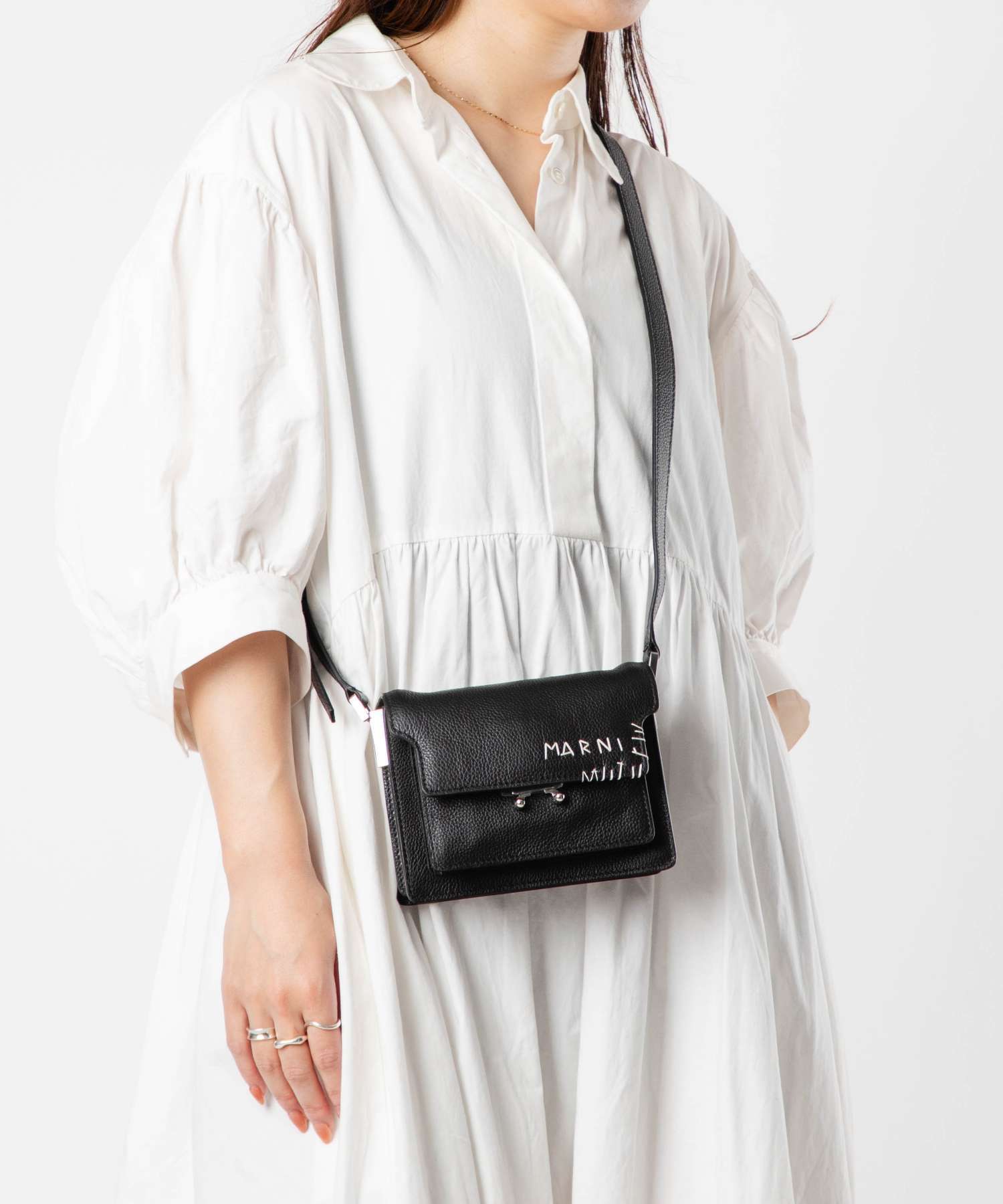 マルニ MARNI SBMP0075L4 P6533 ショルダーバッグ TRUNK SOFT MINI