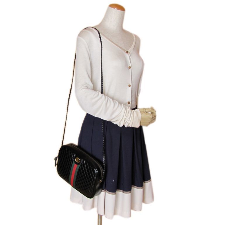 グッチ GUCCI レディース キルティングレザー 本革 スモール