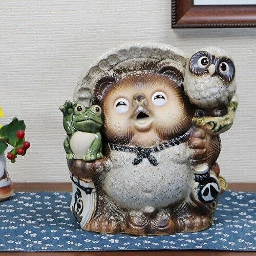 信楽焼 たぬき 置物 高さ27cm 陶器 縁起物 9号古信楽満願成就狸(笑い目