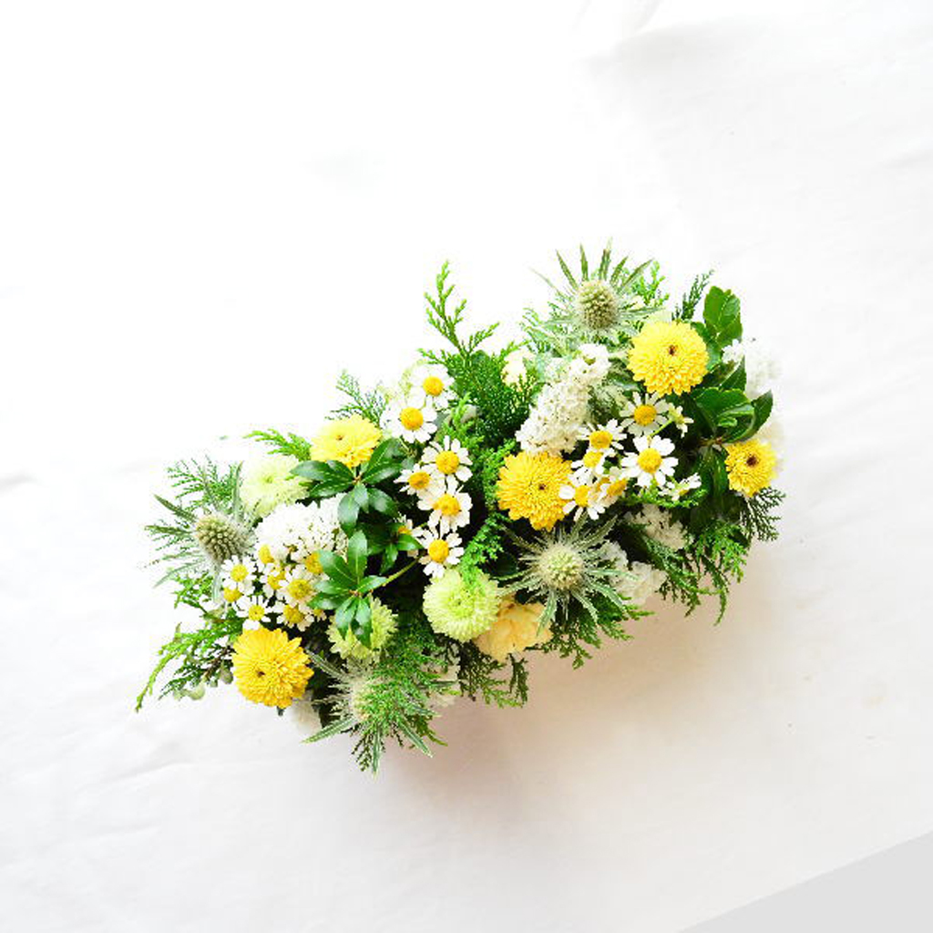 送料無料】即日発送 誕生日 横長 ナチュラル フラワーアレンジメント