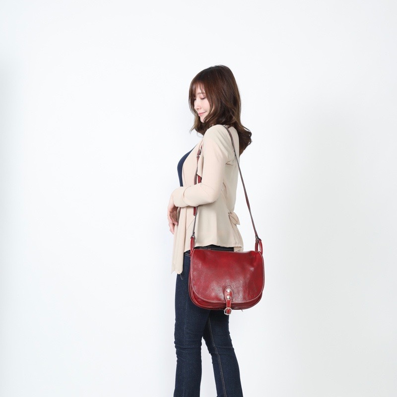 イタリア製】本革 ショルダーバッグ レディース ベジタブルタンニン