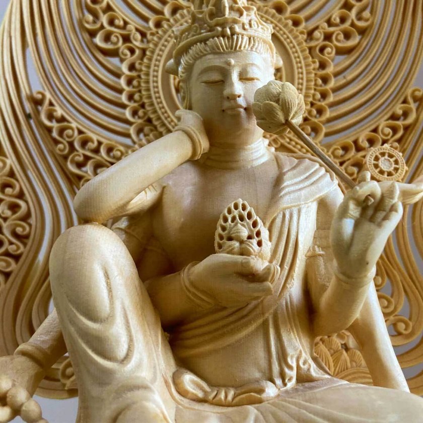 knj 仏教美術 香木 白檀彫刻 観音菩薩像 仏像 置物 V R5122 knj様専用