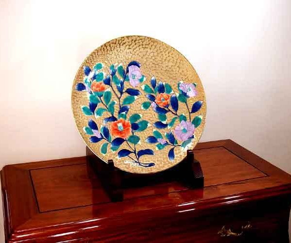 有田焼 陶芸家 藤井錦彩作】有田焼美術品 染錦黄金椿絵飾り大皿 文字