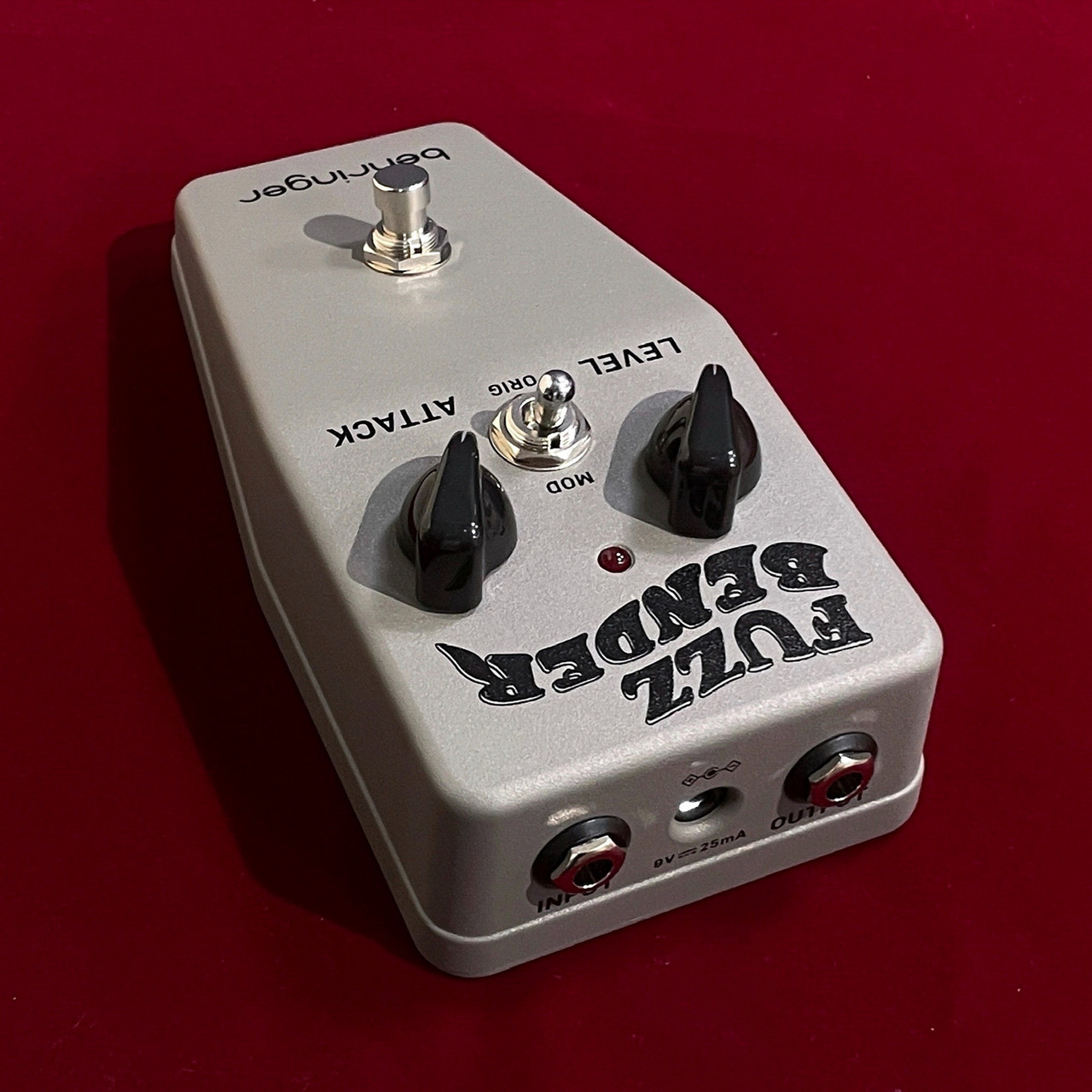 BEHRINGER FUZZ BENDER 【特価】【未展示在庫】（新品特価/送料無料