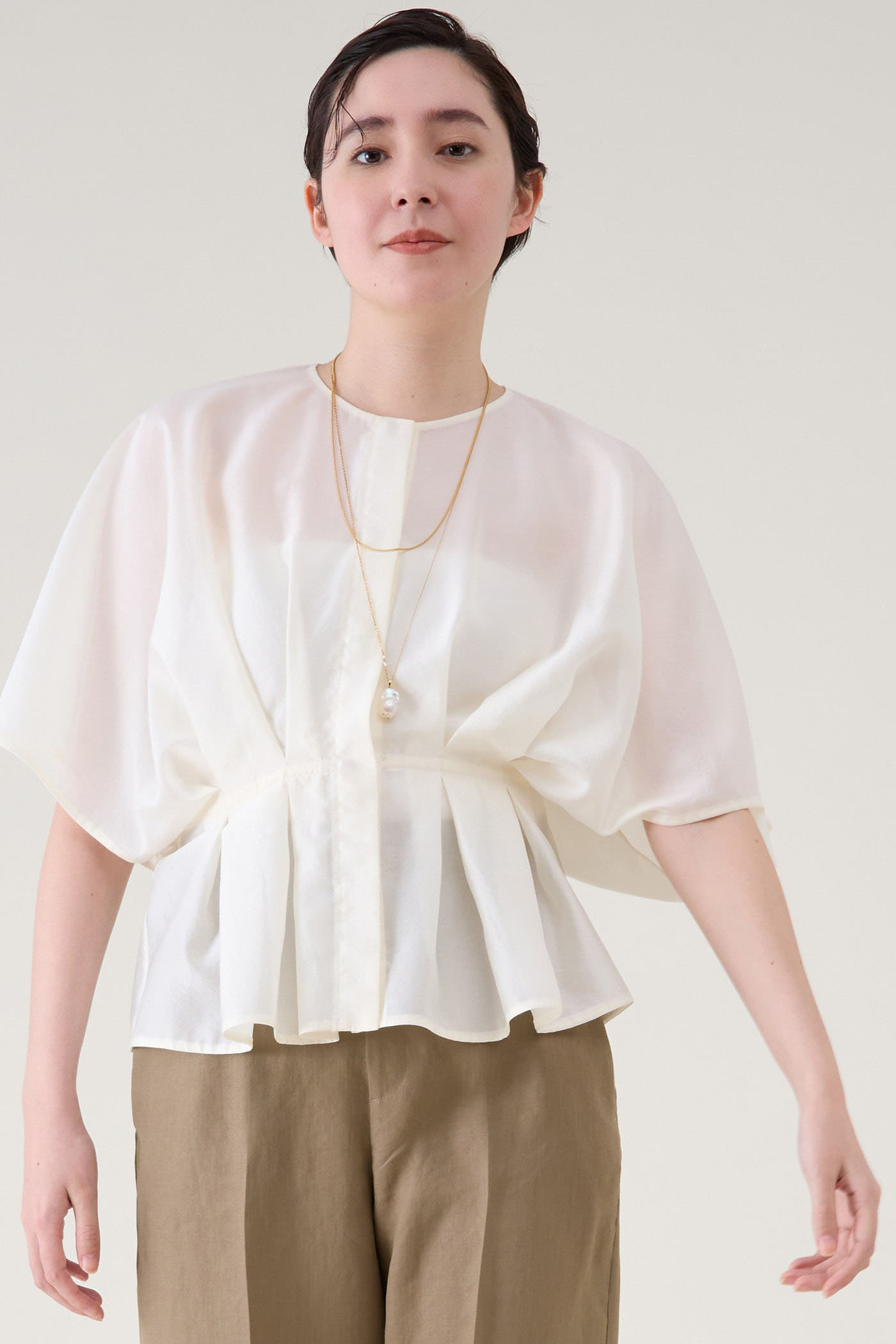 martinique(マルティニーク)｜タックティアードブラウス/ホワイト の