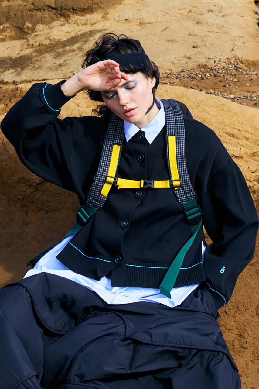 nagonstans(ナゴンスタンス)｜スリットC/D カーディガン/Black の通販