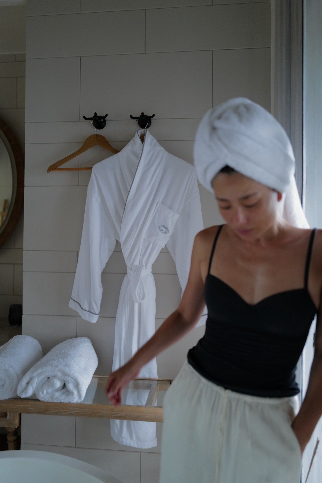 HANRO(ハンロ)｜【JUNNA×HANRO】ALLUREブラキャミソール/グレー の通販