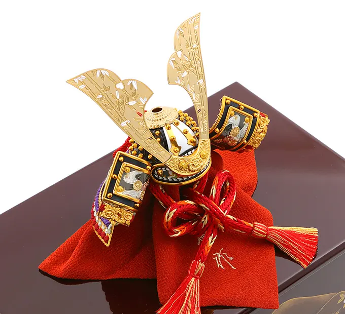 五月人形「透彫竹文鍬形の兜（収納タイプ）」｜五月人形の通販 ふらここ