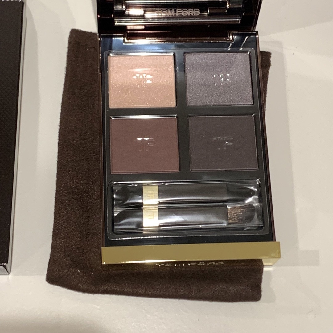 TOM FORD BEAUTY - トム フォード ビューティ アイ カラー クォードの