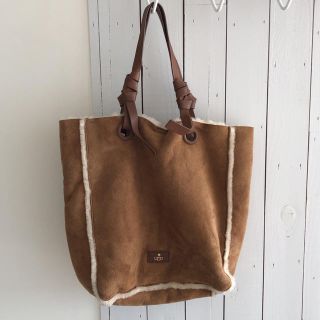 UGG（ショルダーバッグ）のフリマアイテム一覧