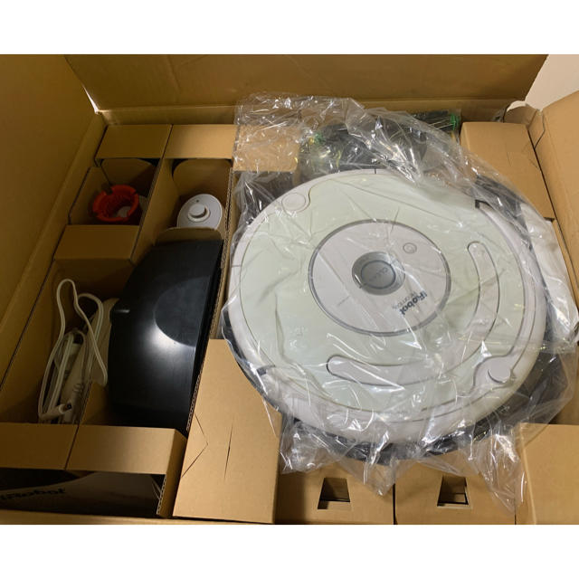 iRobot - 未使用・ロボット掃除機！ルンバ500シリーズ！の通販 by