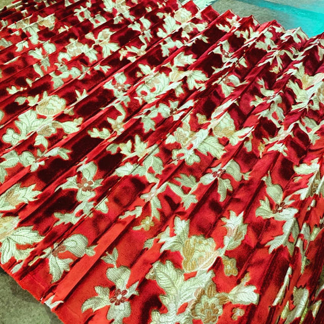 金華山 ネオプリンセス レッド 仮眠カーテンの通販 by Tomoya18｜ラクマ