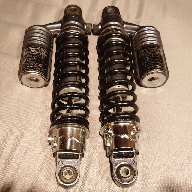 美品極上品】ゼファー400純正リアサス(リアショック)サビほぼ無しの
