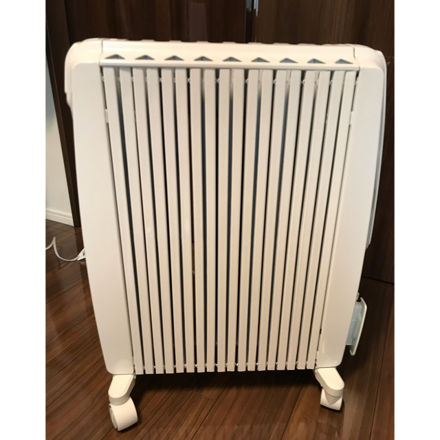 デロンギオイルヒーター TDD0915W