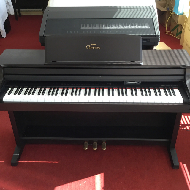 ヤマハ - ヤマハ電子ピアノCLP156古いですが状態良好まだまだ充分