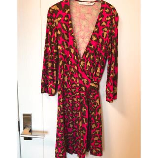 DIANE von FURSTENBERG（レオパード ・ ひざ丈ワンピース）のフリマ