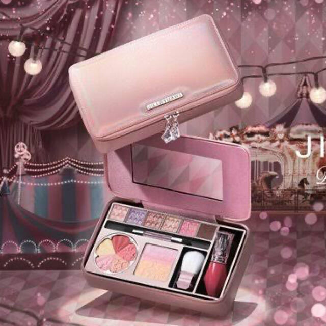 ジルスチュアート ダズリングワンダーランド コレクション