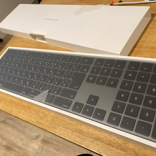 Apple - Magic Keyboard（テンキー付き）- 日本語（JIS） スペース