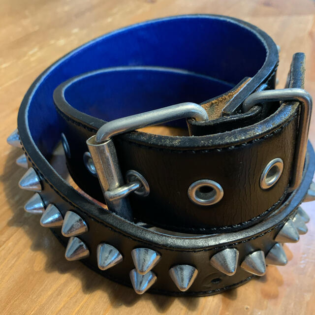 666 - 【希少】toccata トッカータ 2×1連コニカルスタッズベルトの通販