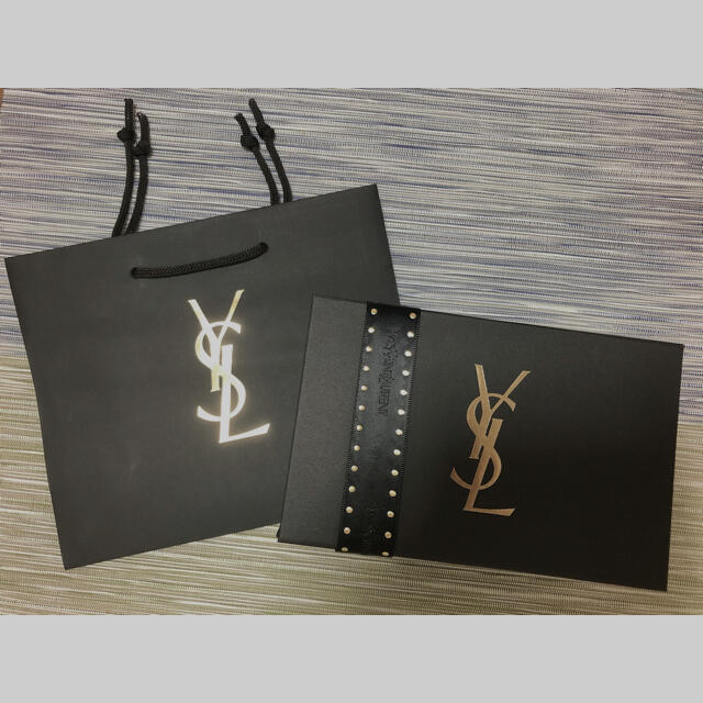 Yves Saint Laurent Beaute - イブサンローラン ギフトボックス