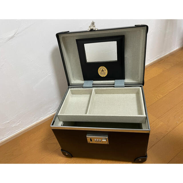 GLOBE-TROTTER - Globe-trotter 13インチヴァニティケースの通販 by