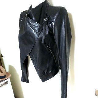 HELMUT LANG（ライダースジャケット）のフリマアイテム一覧