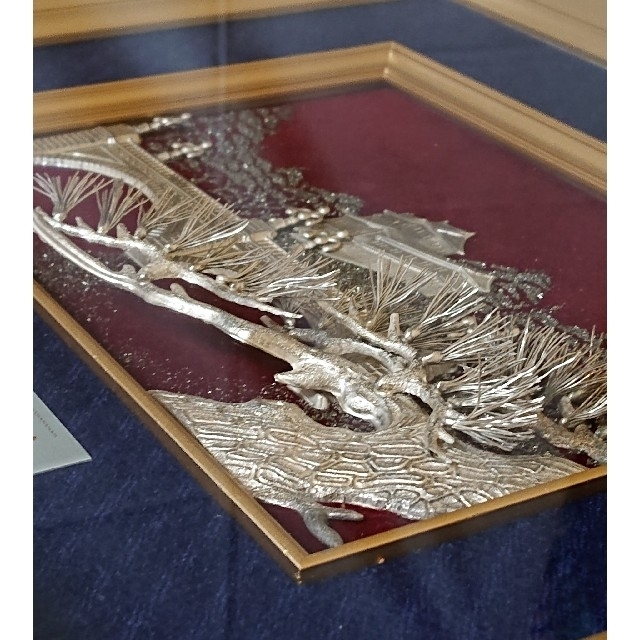 ②純銀/天皇陛下御即位五十周年記念/レリーフ/額縁/縁起物/菊紋章附き