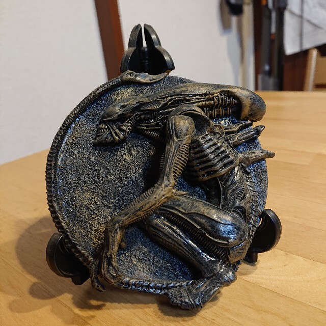 エイリアンレリーフの通販 by アキラ's shop｜ラクマ