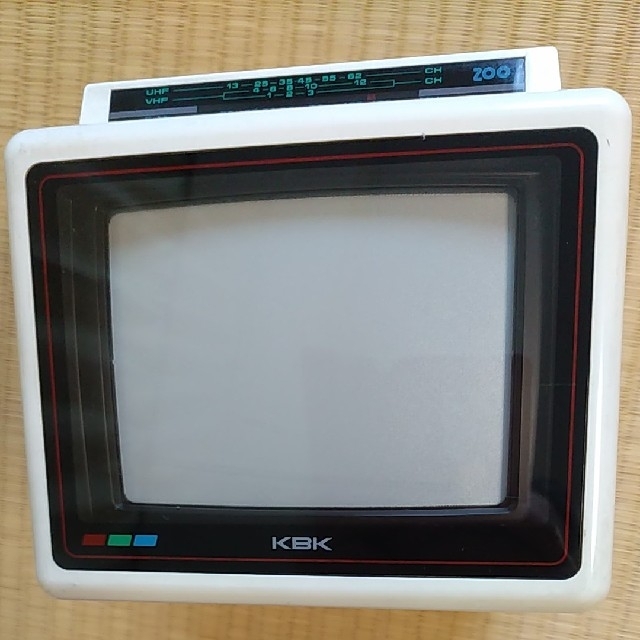 昭和レトロ ポータブルテレビの通販 by ゆ～ゆの店｜ラクマ
