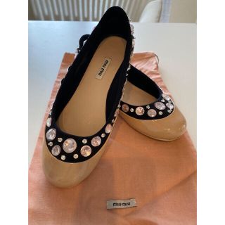 MIU MIU（バレエシューズ ・ ベージュ系）のフリマアイテム一覧
