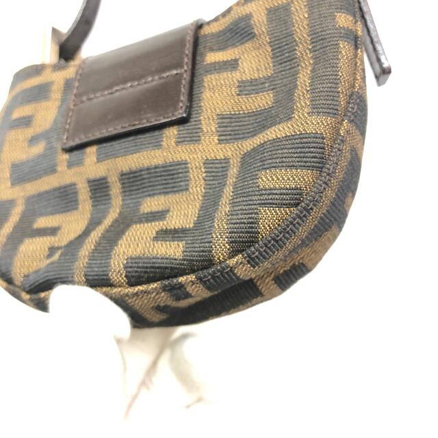 FENDI - 【数日限定】フェンディ ズッカ クロワッサン ミニ