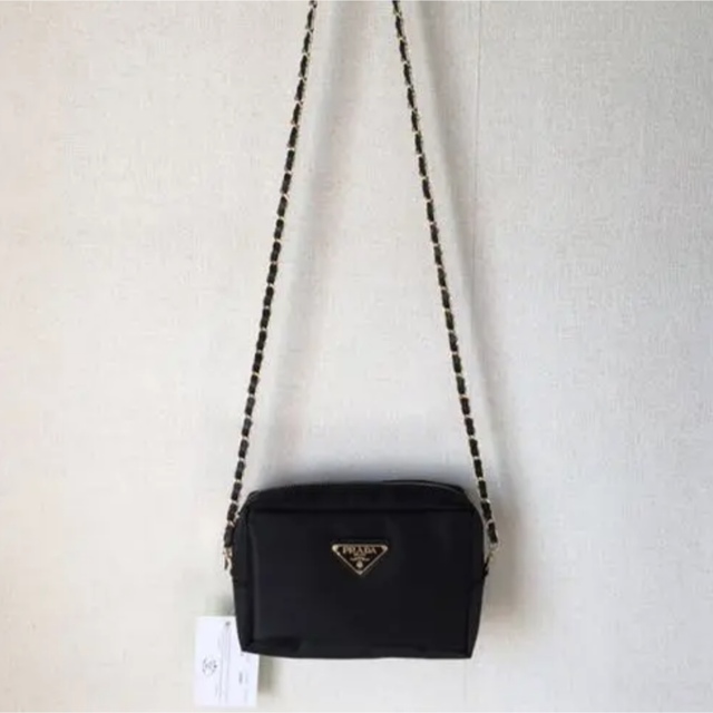 PRADA ショルダーバック ノベルティ