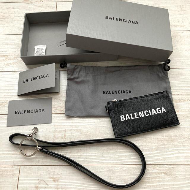 BALENCIAGA - バレンシアガ CASH カードケース付きキーリングの通販 by