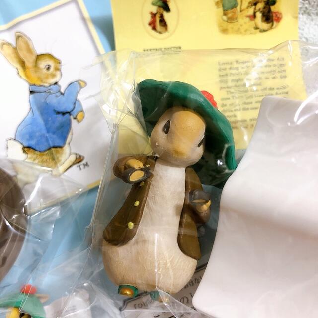 ピーターラビットブックフィギュア ガチャガチャ ベンジャミン バニー