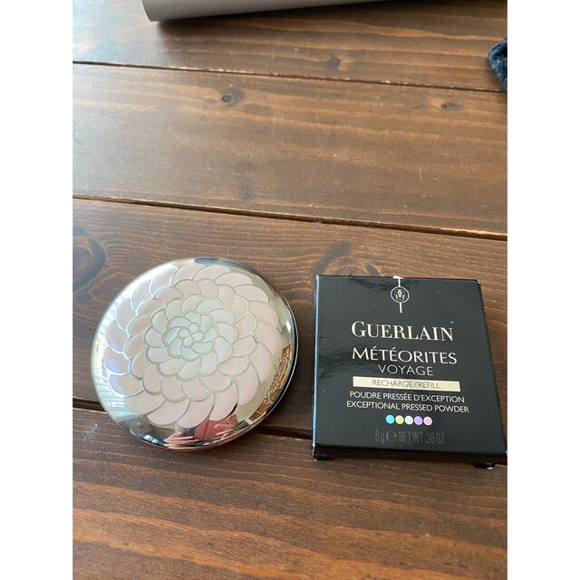 GUERLAIN - METEORITESゲランメテオリットヴォワイヤージュコンパクト