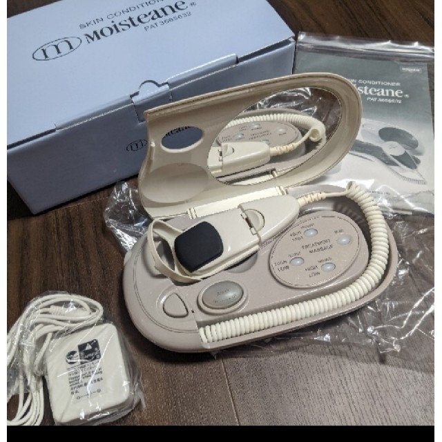 モイスティーヌ 美顔器の通販 by まりめる's shop｜ラクマ