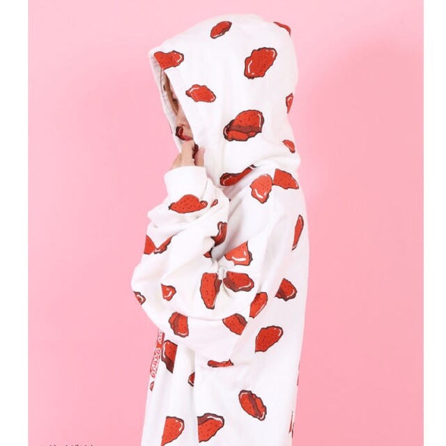 PUNYUS - 新品 プニュズ サイゼリヤ 総柄 パーカー サイゼリア