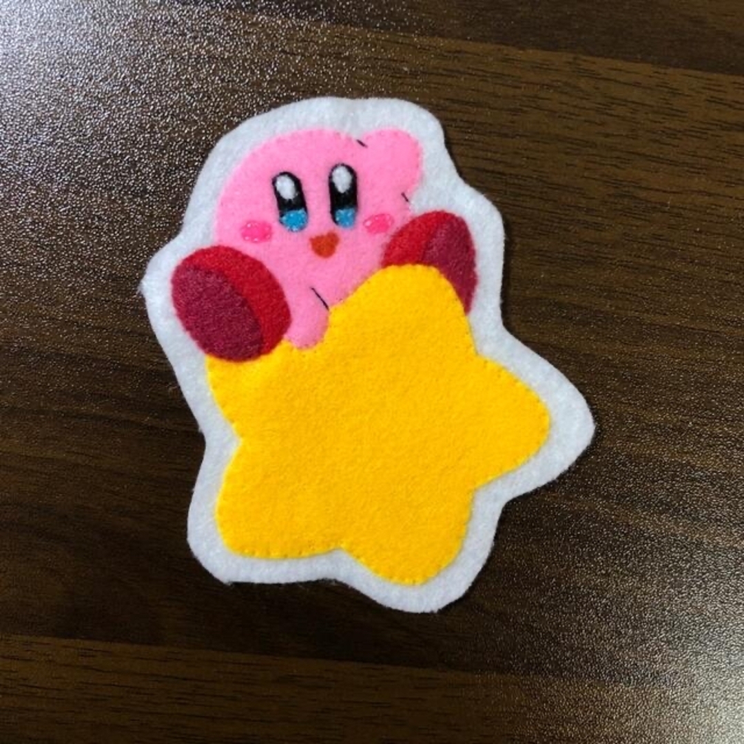 フェルト ワッペン キーホルダー ハンドメイドの通販 by AYAKA's shop