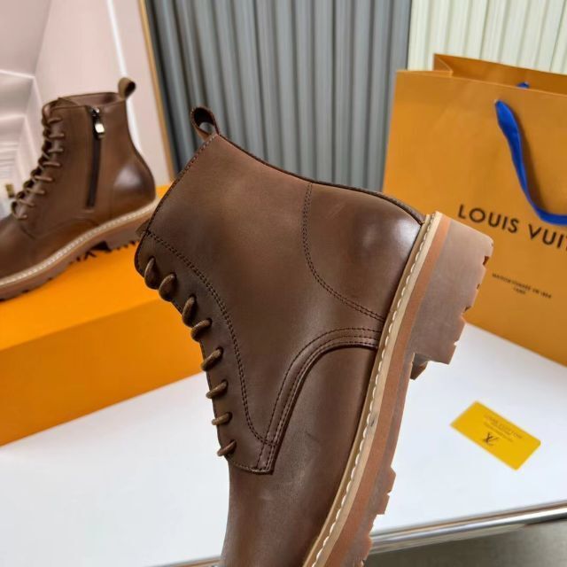 1g29 LOUIS VUITTON ルイヴィトン LVロゴ レースアップブーツ シューズ