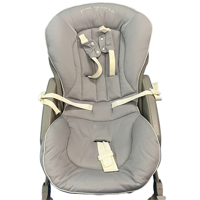 アップリカ ユラリズム オートプレミアム ムーンロック 別売り