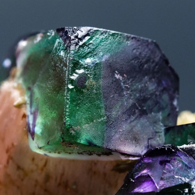 ナミビア エロンゴ フローライト AB677 天然石 原石 鉱物標本 鉱石 蛍