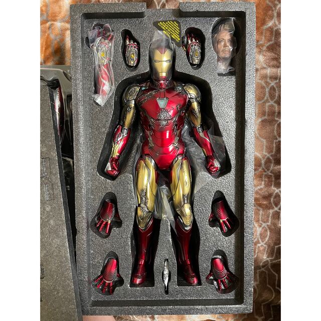 MARVEL - ホットトイズ 1/6 アイアンマン・マーク85 バトルダメージ版