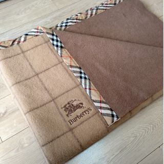 BURBERRY（毛布）のフリマアイテム一覧