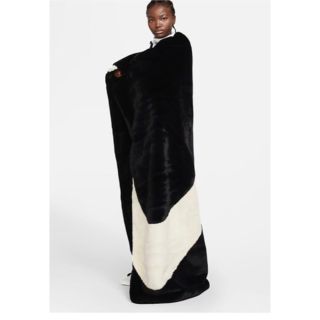 NIKE（毛布）のフリマアイテム一覧