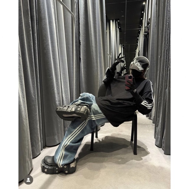 BALENCIAGA - 国内数本 BALENCIAGA adidas デニムパンツ 23ssの通販 by